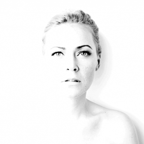 Elin Bell - Over And Out