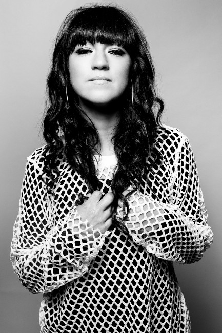 Louise Golbey - Different