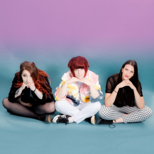 IDestroy - We Are Girls