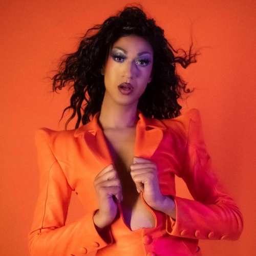 Tia Kofi - Loving Me Like That