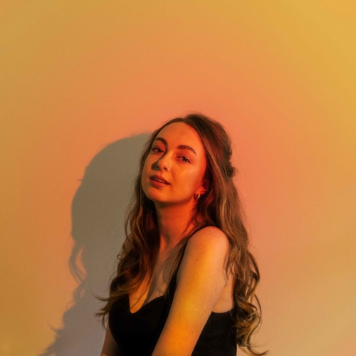 Alice Kiernan - Golden