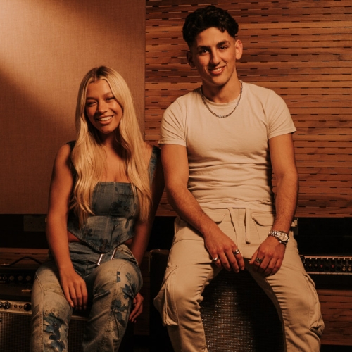 Alex Kirsch & Molly Rainford - My Heart's A Broken Record
