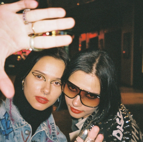 Bloom Twins - Drunk & Loud
